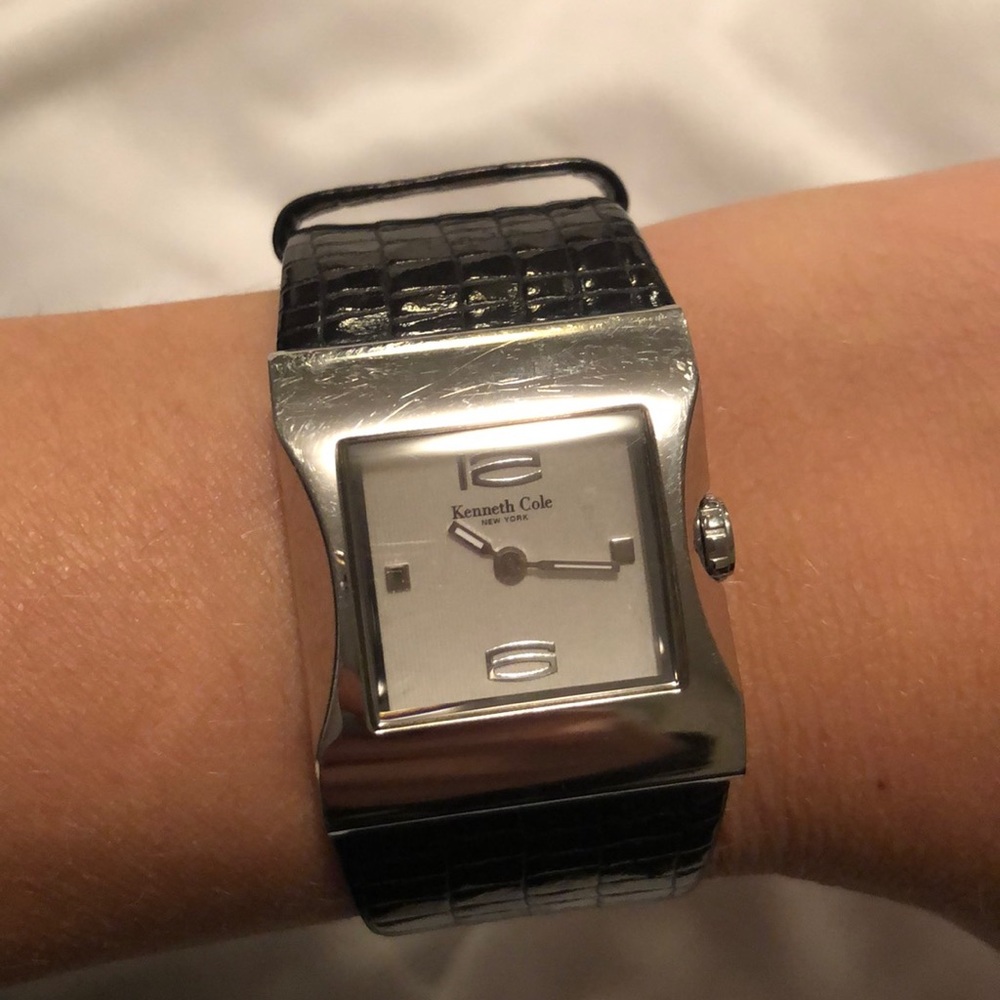 Kenneth Cole black watch